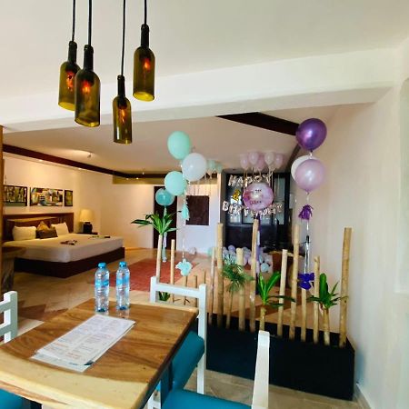 La Palma Beachfront Hotel & Club Nautico Канкун Екстериор снимка