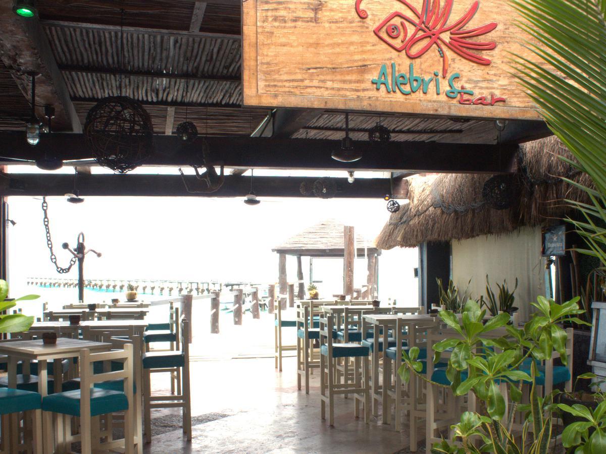 La Palma Beachfront Hotel & Club Nautico Канкун Екстериор снимка