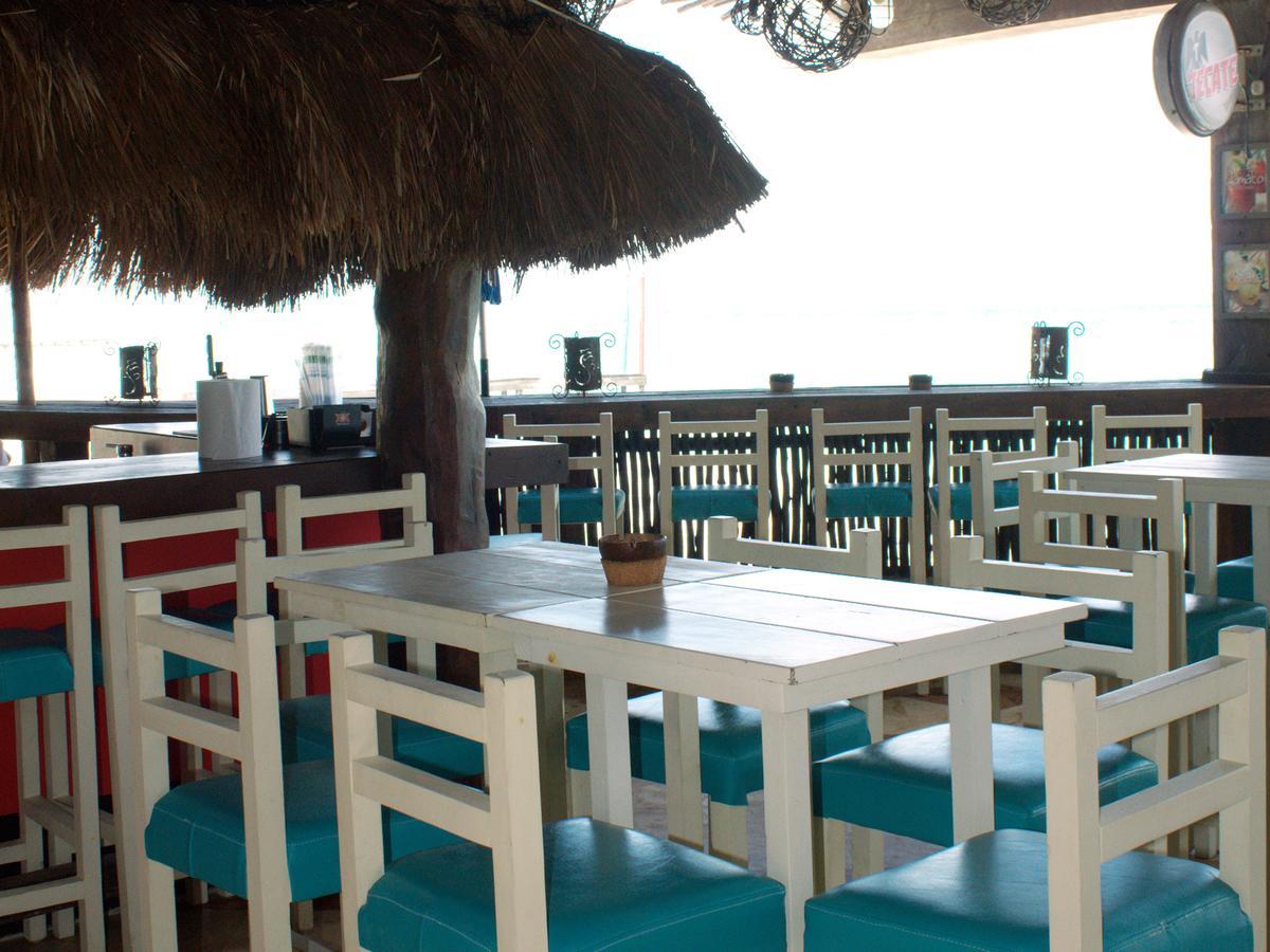 La Palma Beachfront Hotel & Club Nautico Канкун Екстериор снимка