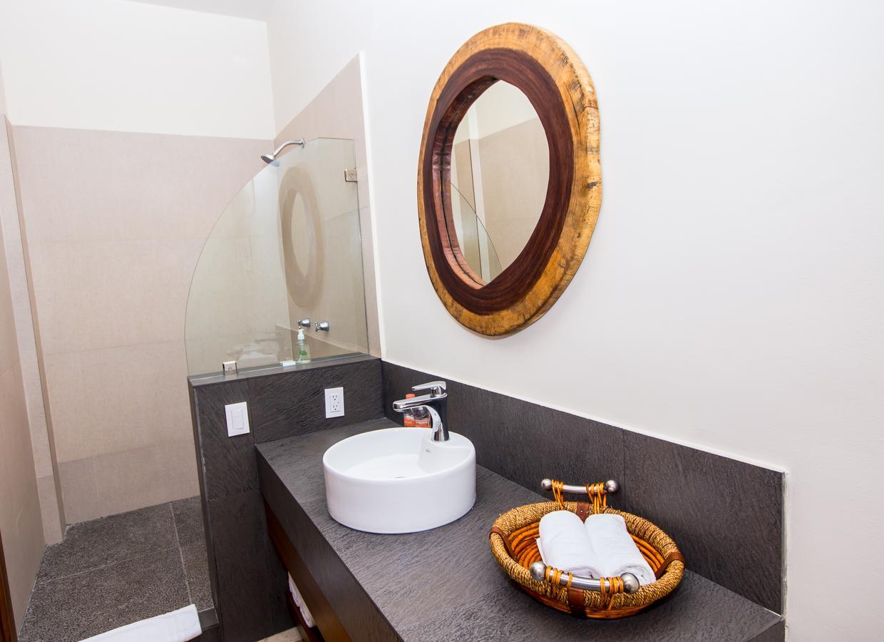 La Palma Beachfront Hotel & Club Nautico Канкун Екстериор снимка
